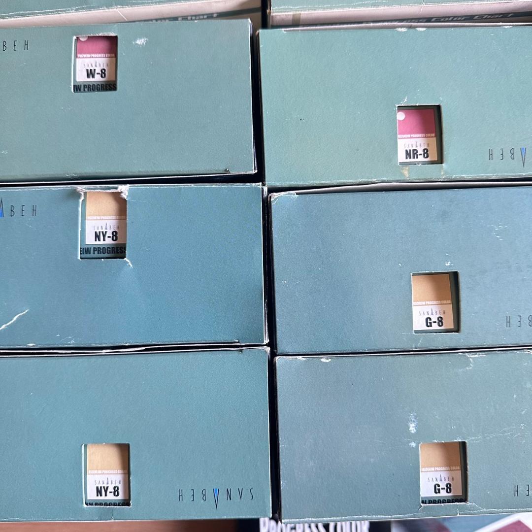 やじろべい イゴラ ロイヤル　カラー剤 126本　サナビ228本