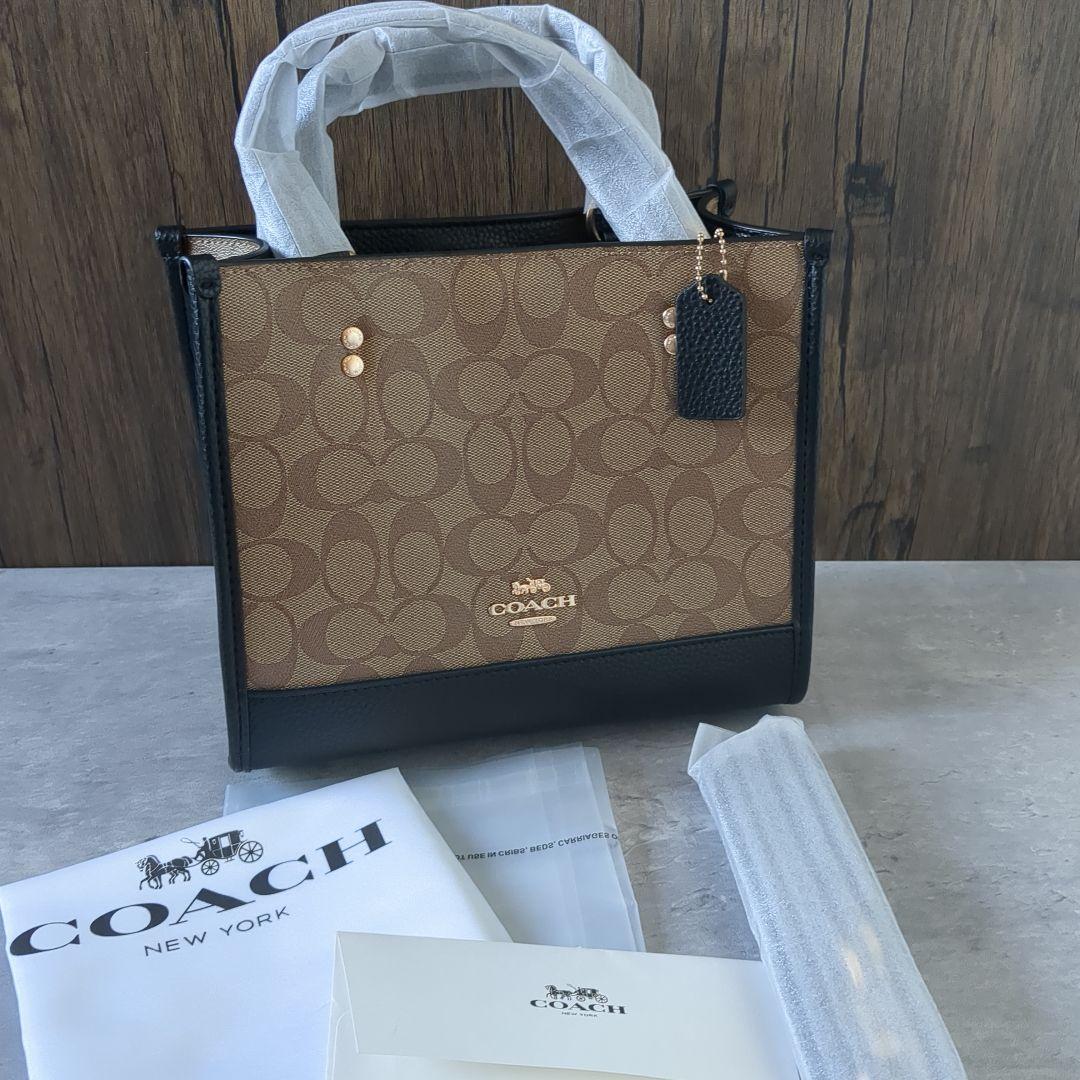 【新品】COACH　デンプシー トート 22 シグネチャー キャンバス