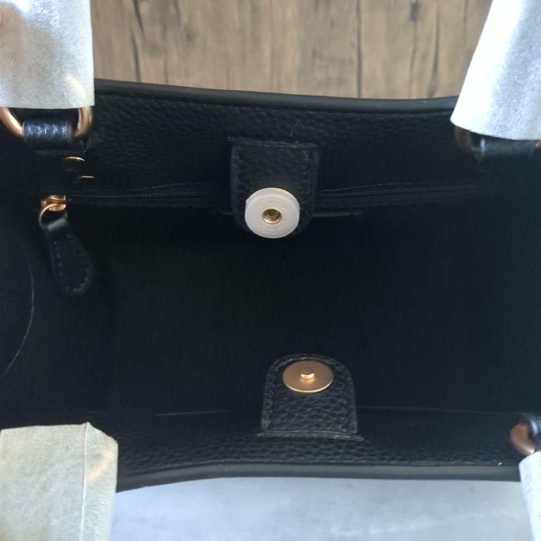 【新品】COACH　デンプシー トート 22 シグネチャー キャンバス