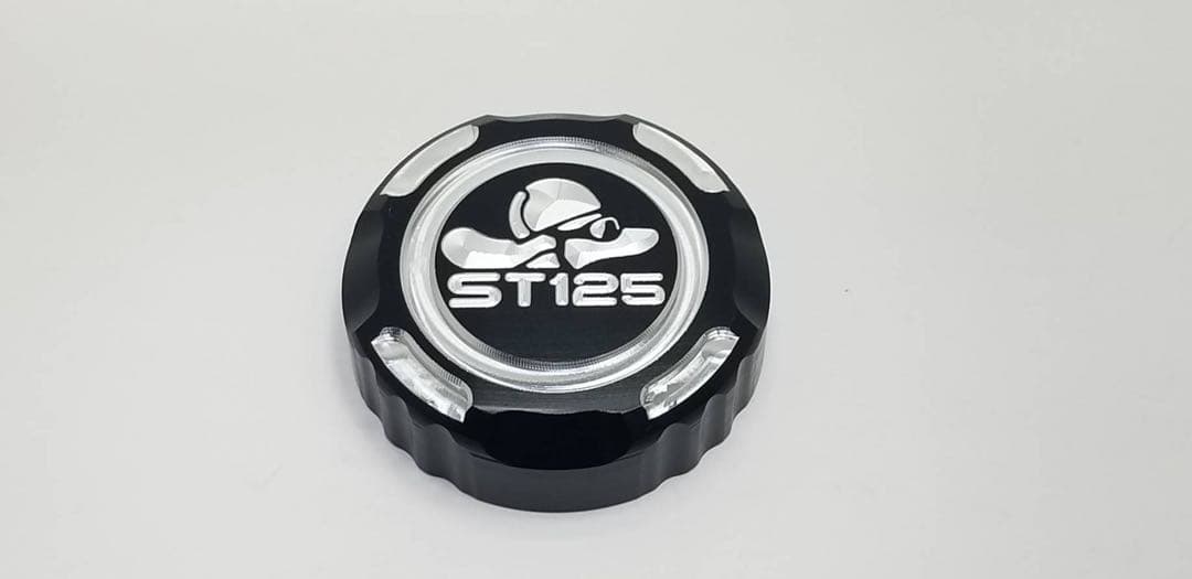 ダックス125 ST125フューエルタンクキャップ ブラックアルマイト