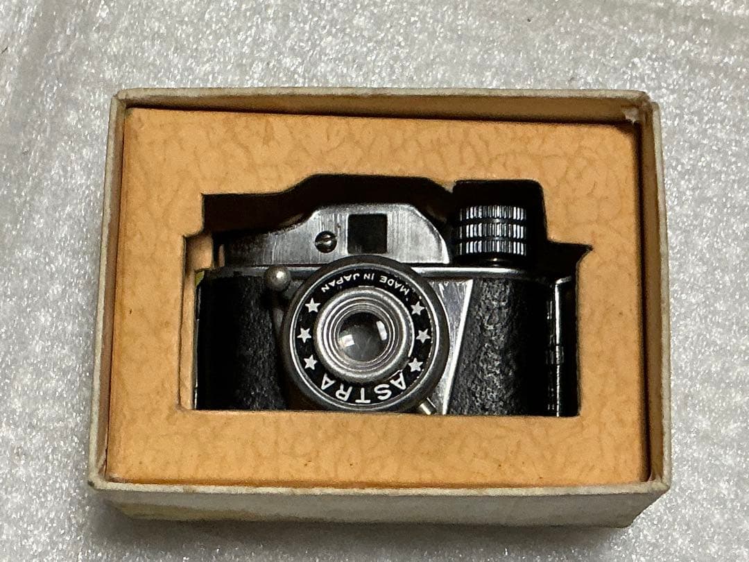 ミゼットカメラ／ASTRA。明星社【新品・未使用品 解読書付き】。