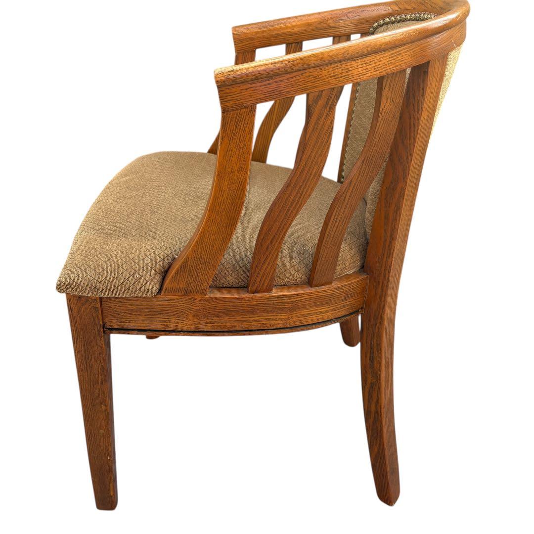 ② アンティーク 椅子 ヴィンテージ インテリア 木製チェア スタッズ