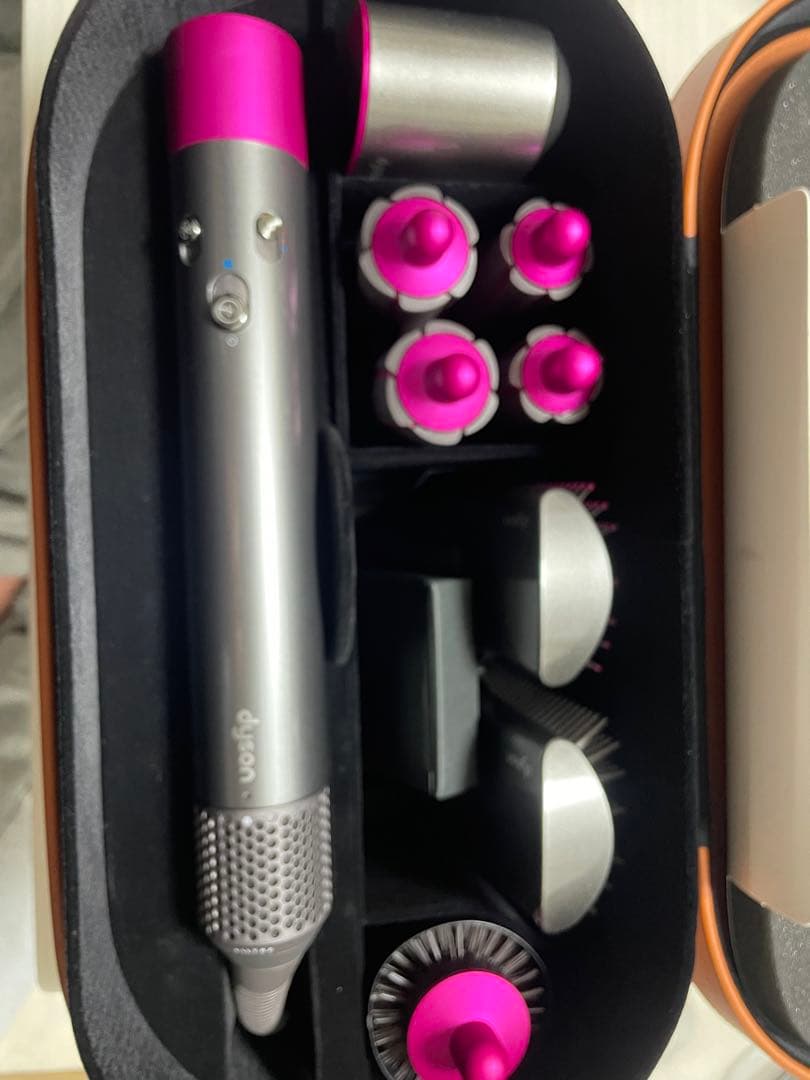 Dyson Airwrap 新品/未使用　ピンク/シルバー 付属品6個