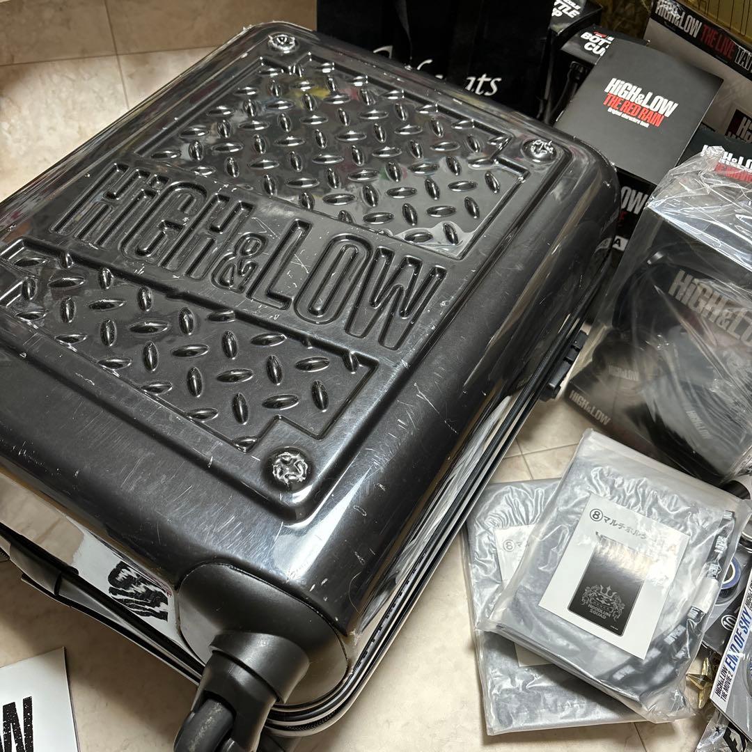 HIGH & LOW ローソンくじ キャリーケース入り他 Tシャツおまけ付き