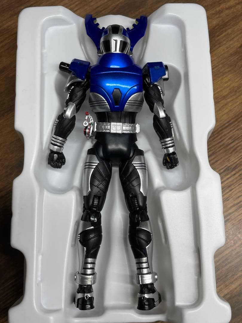 S.H.figuarts 真骨彫製法 仮面ライダーガタック ハイパーフォーム