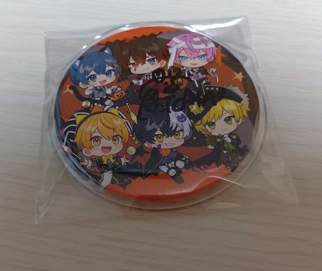 AMPTAK×COLORS けちゃ サイン入り 缶バ 【2025年最新】けちゃ サインの