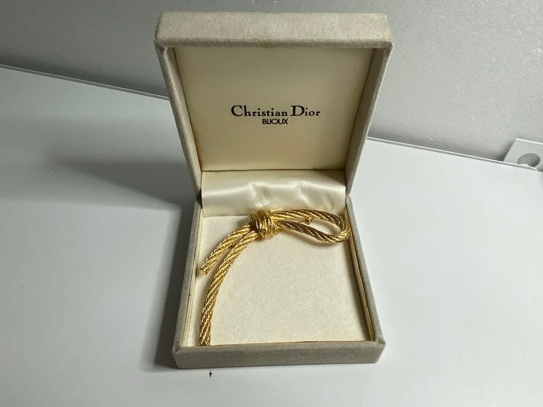 美品Christian Dior ディオール ブローチ ゴールド リボン ロープ