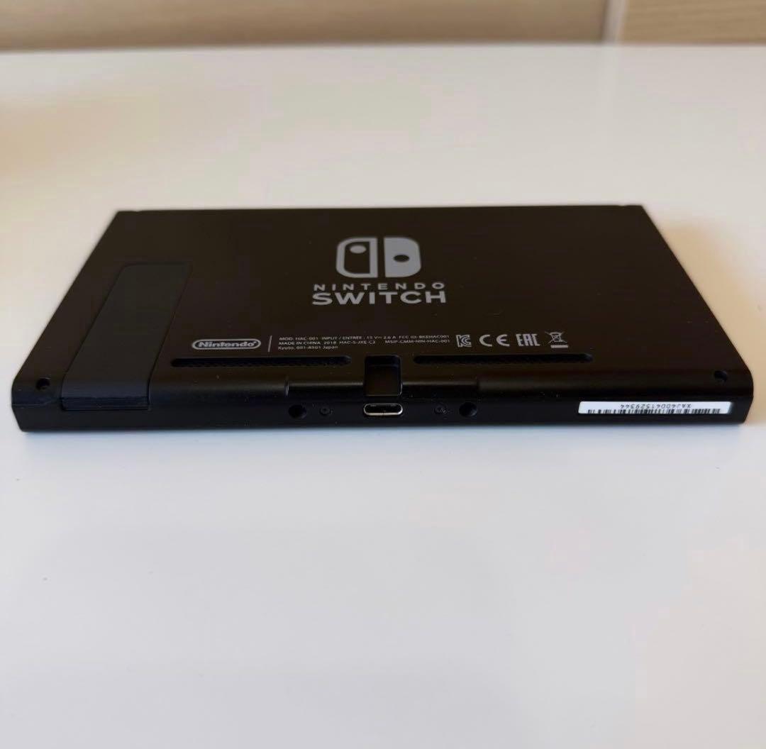 Nintendo Switch本体　純正ケース付き
