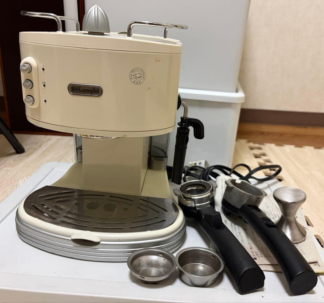 DeLonghi デロンギ エスプレッソ カプチーノメーカー ECM300J-E