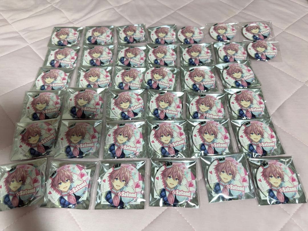 新品】くらっくじ REBORN 沢田綱吉 アクリルスタンド 缶バッジ バラ売可