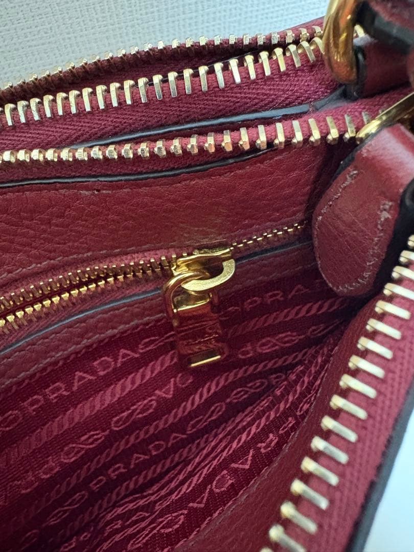 美品‼️PRADA プラダ ショルダーバッグ ヴィッテロ ギャランティーカード付き