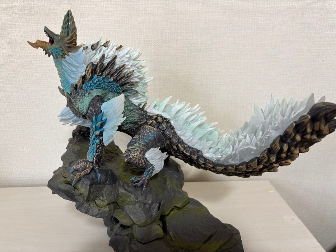 モンスターハンター　フィギュア2体セット