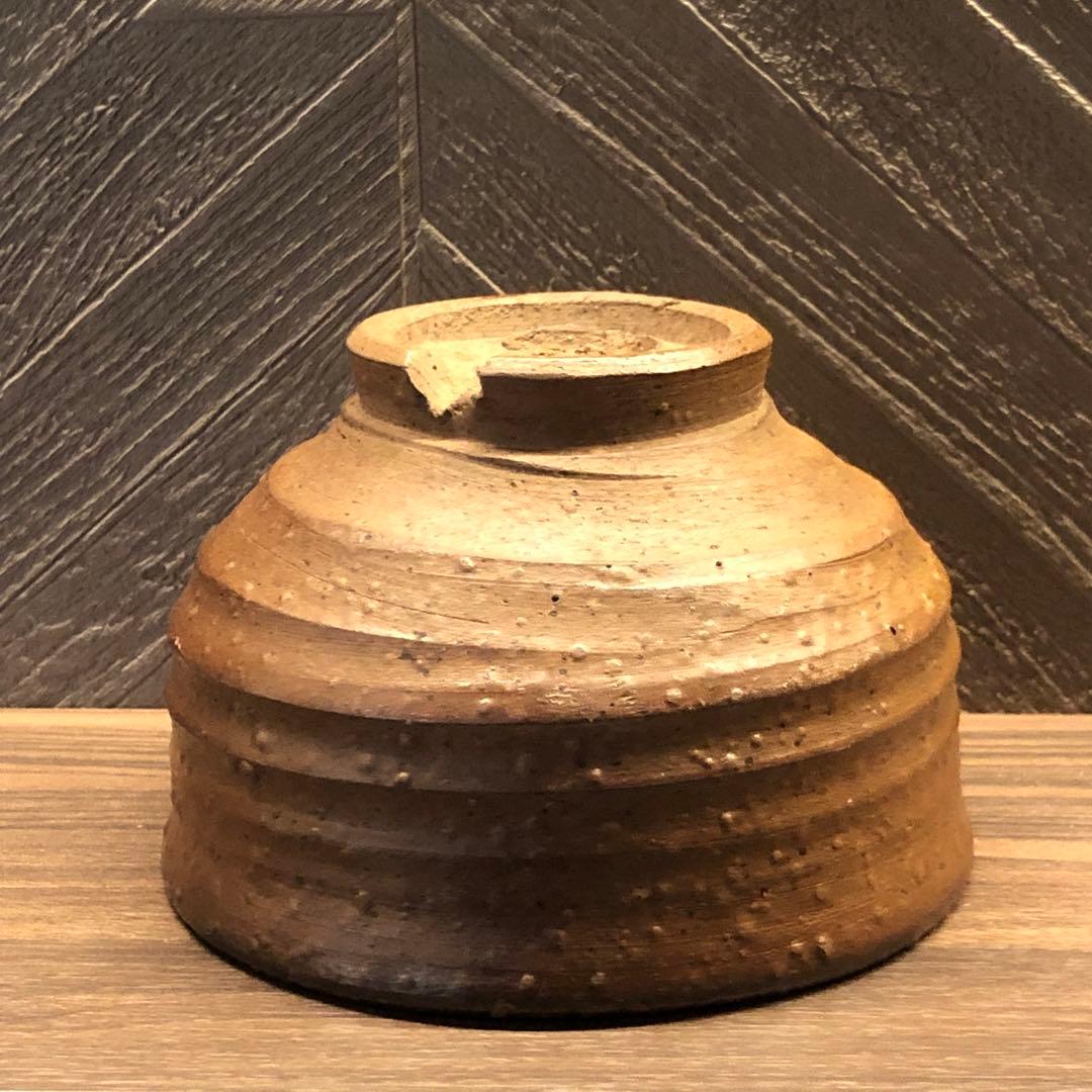 究極の美◾️蔵から焦茶色のつぶつぶした美しい雰囲気の抹茶茶碗
