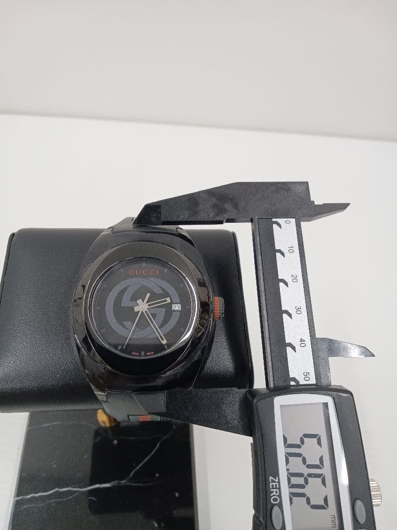 [美品]GUCCI SYNC（シンク）ユニセックス 腕時計 YA137107A