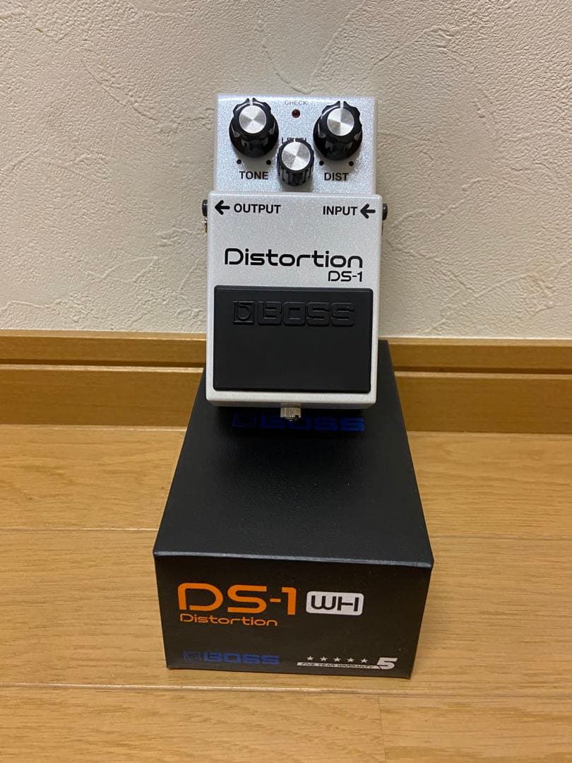 BOSS Distortion DS-1WHパールホワイト限定品 - メルカリ