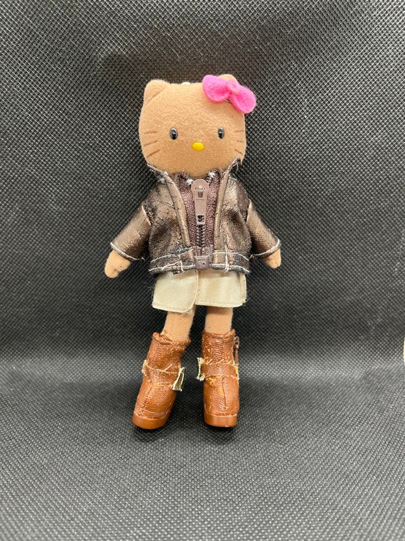 ハローキティ ドレスアップコレクション 日焼け ガングロ ギャル