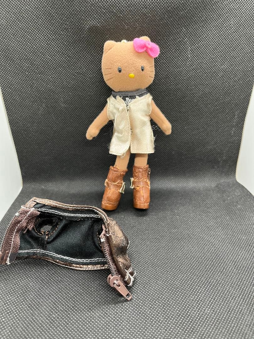 ハローキティ ドレスアップコレクション 日焼け ガングロ ギャル