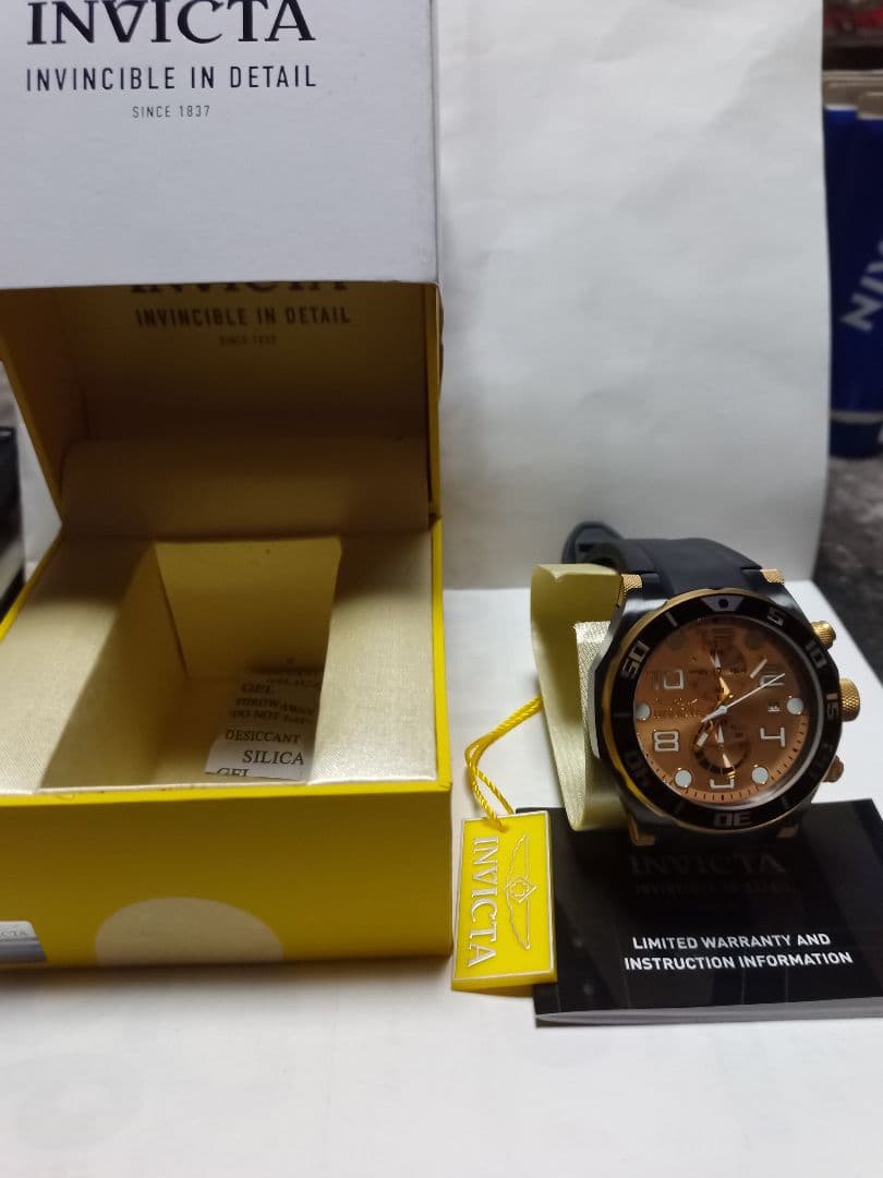 INVICTA メンズ 時計 ラバーベルト ブラウン