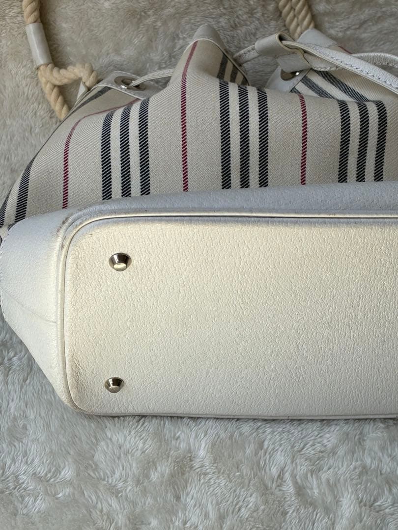BURBERRY ストライプ バケットバッグ ロープハンドル　ホワイトレザー