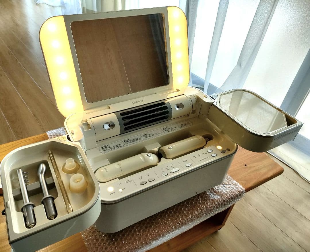 サキナ 美顔器 ホームエステ 送料込み