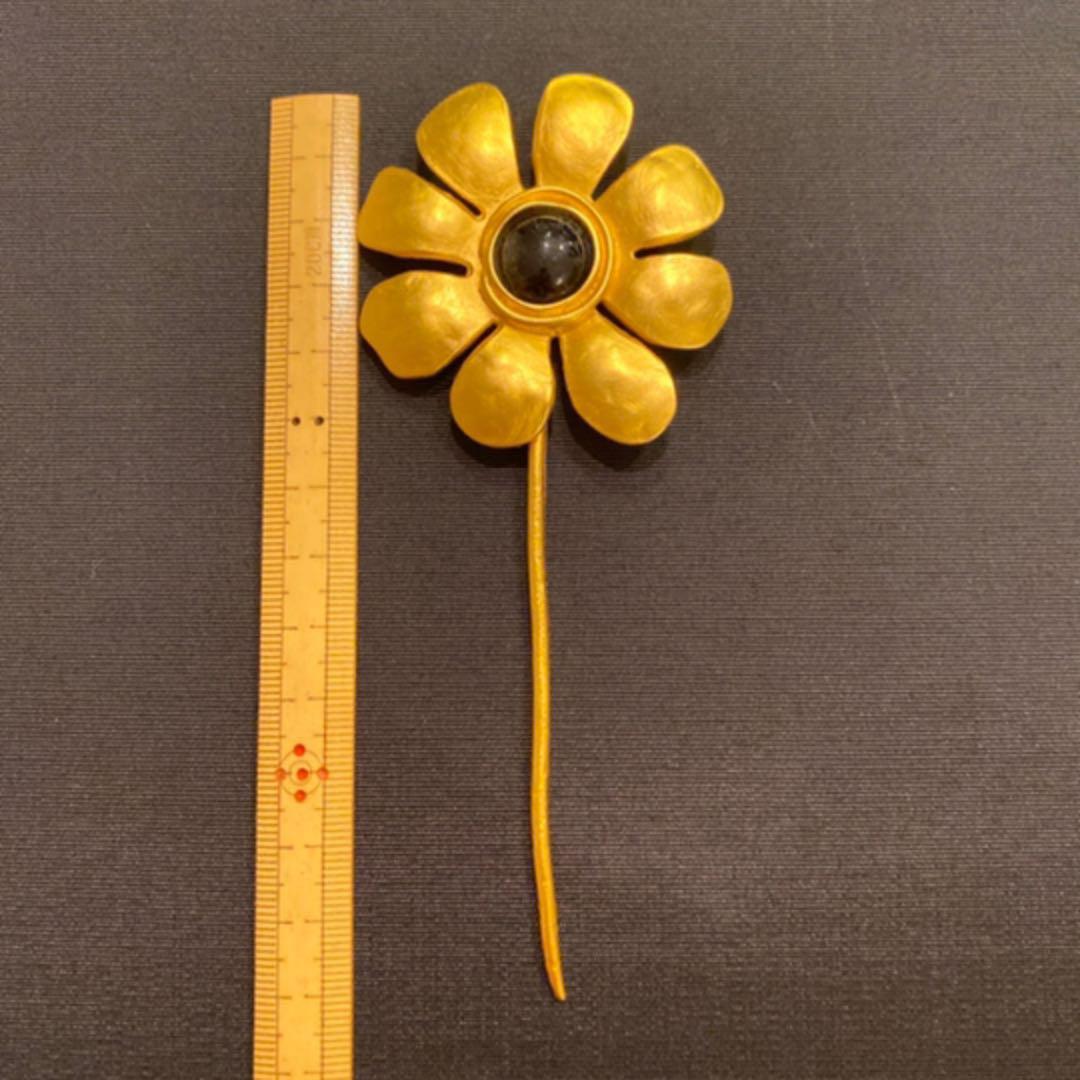 KARL LAGERFELD ヴィンテージ ブローチ