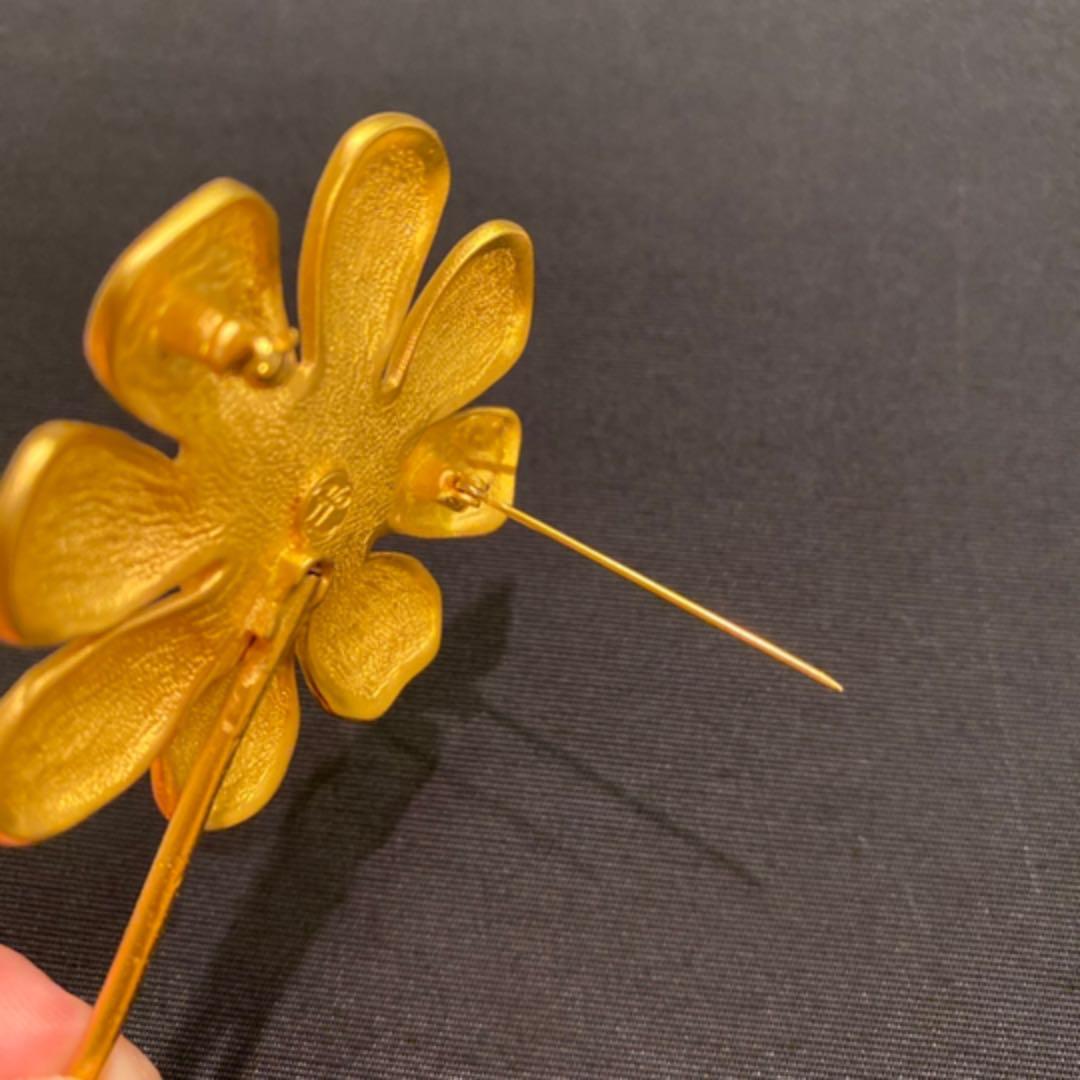 KARL LAGERFELD ヴィンテージ ブローチ