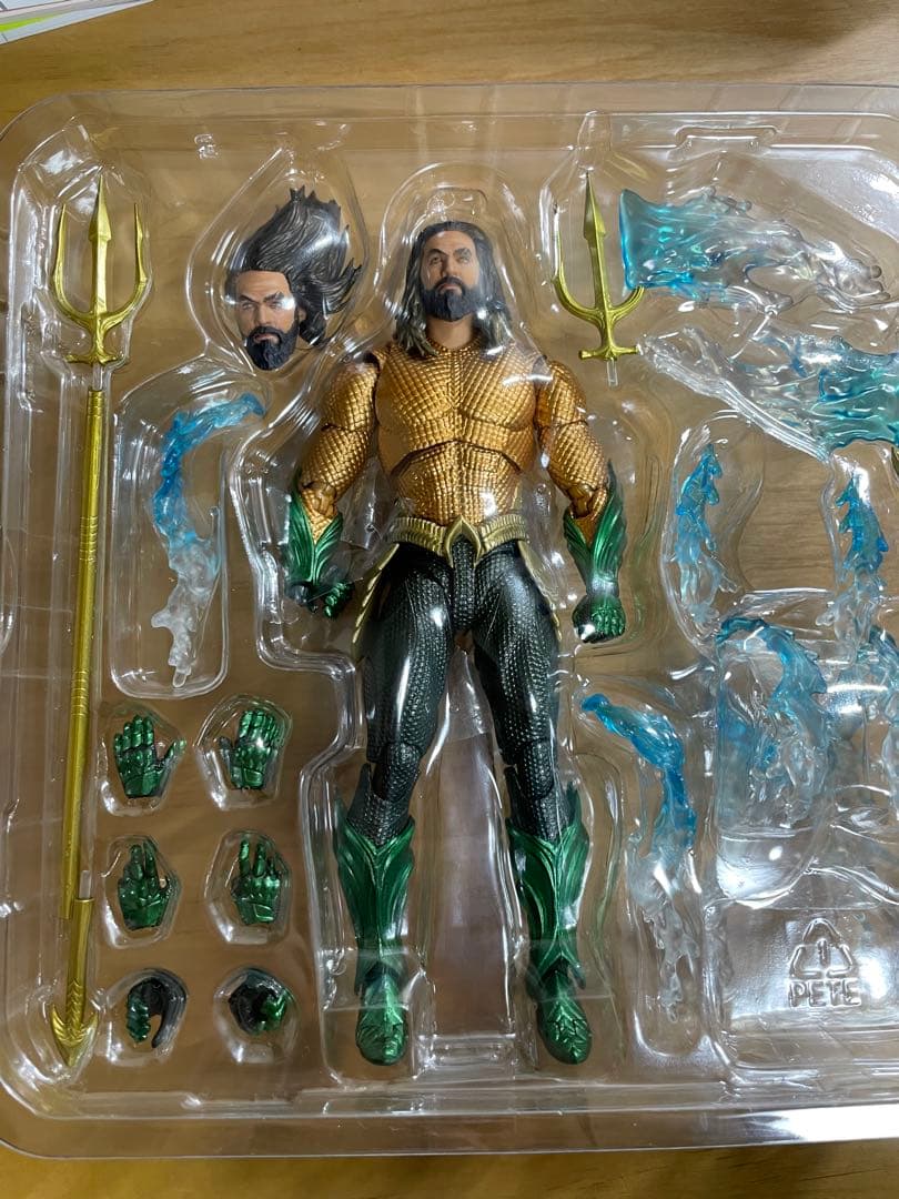 S.H.Figuartsアクアマン（アクアマン／失われた王国）＋台座