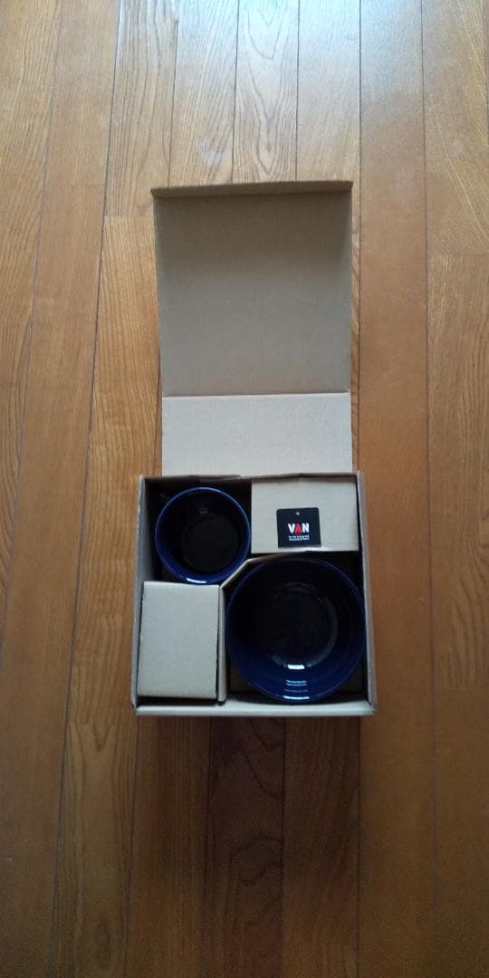 VANノベルティ・テ―ブルウェアセット ショップ