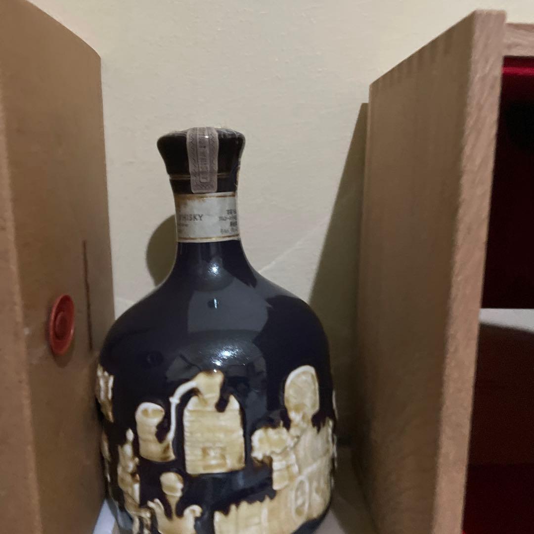 サントリー ザ ウイスキー 有田焼 陶器 東京都内限定】古酒 未開栓