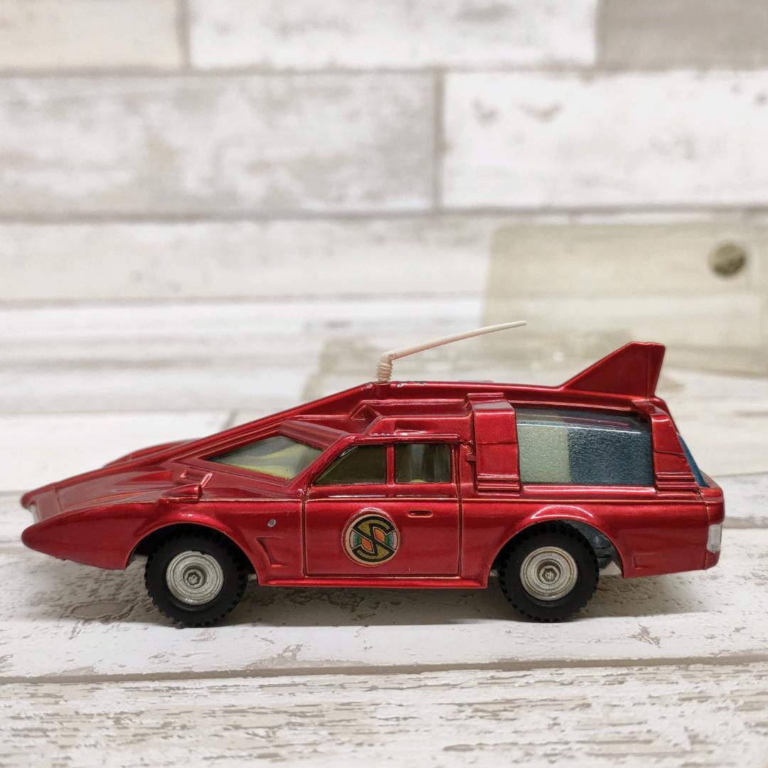 dinky toys SPECTRUM PATROL CAR ミニカー