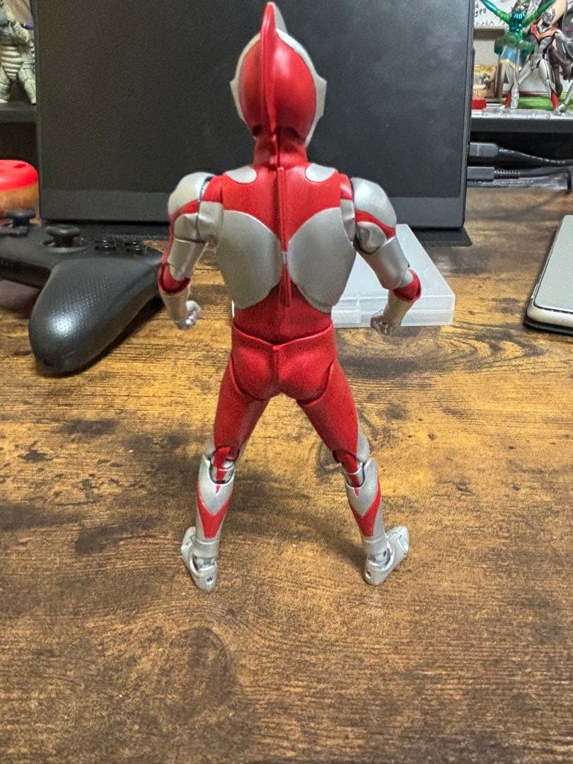 フィギュアーツ 真骨彫 ウルトラマン