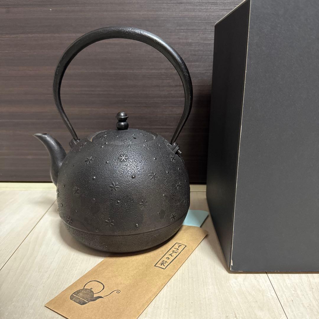 美品】高橋大益 南部鉄瓶 鋳鉄製鉄瓶 六花 刻印、箱あり IH可