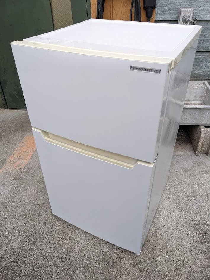 【全国送料無料】ヤマダ電機 YRZ-C09H1 冷蔵庫 87L 2022年製