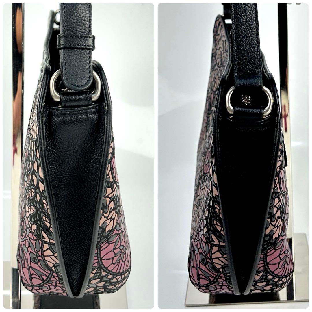 【未使用級✨】印傳屋　リュオラ　ショルダーバッグ　B5 印伝屋　クロスボディ