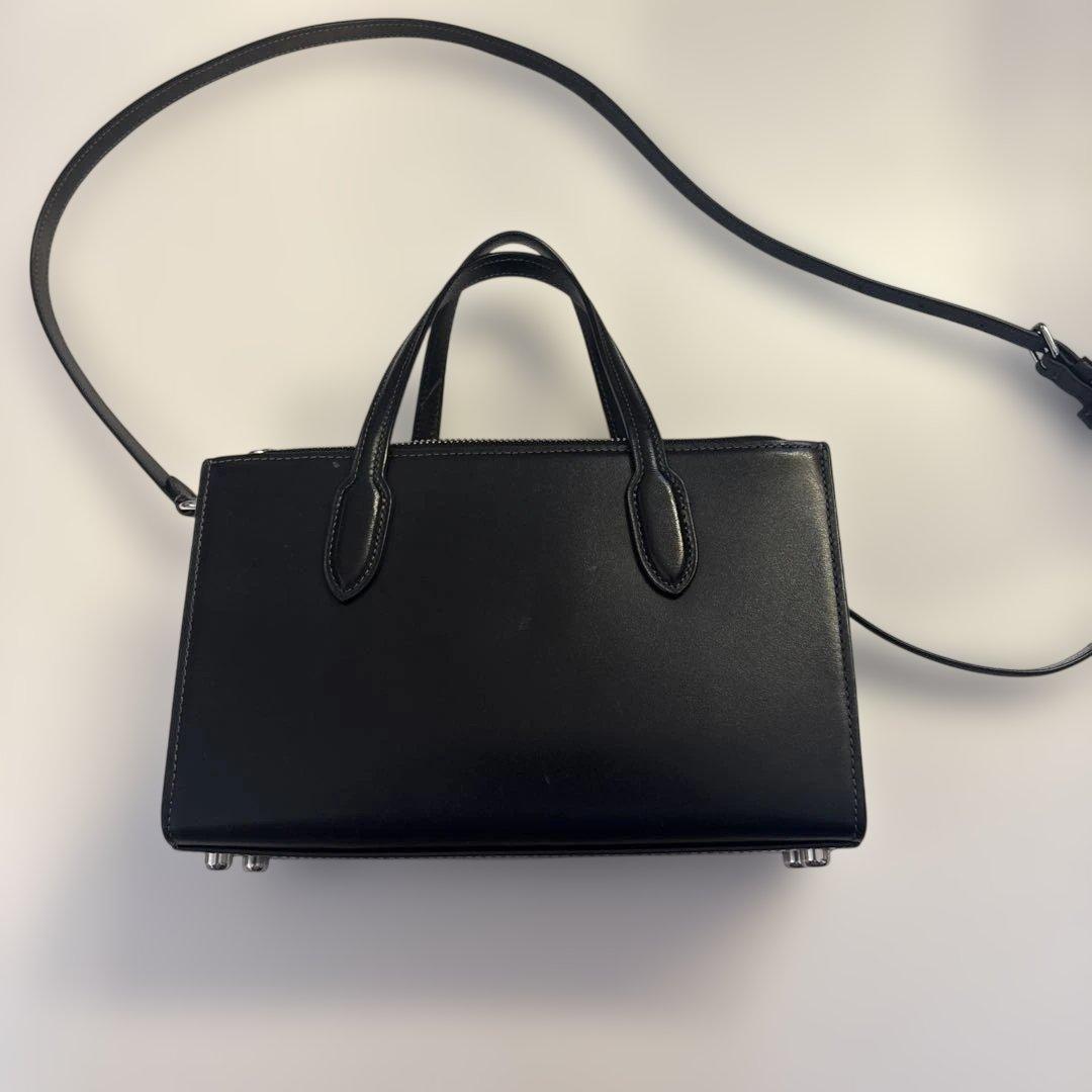 COACH ブラックレザー ショルダーバッグ