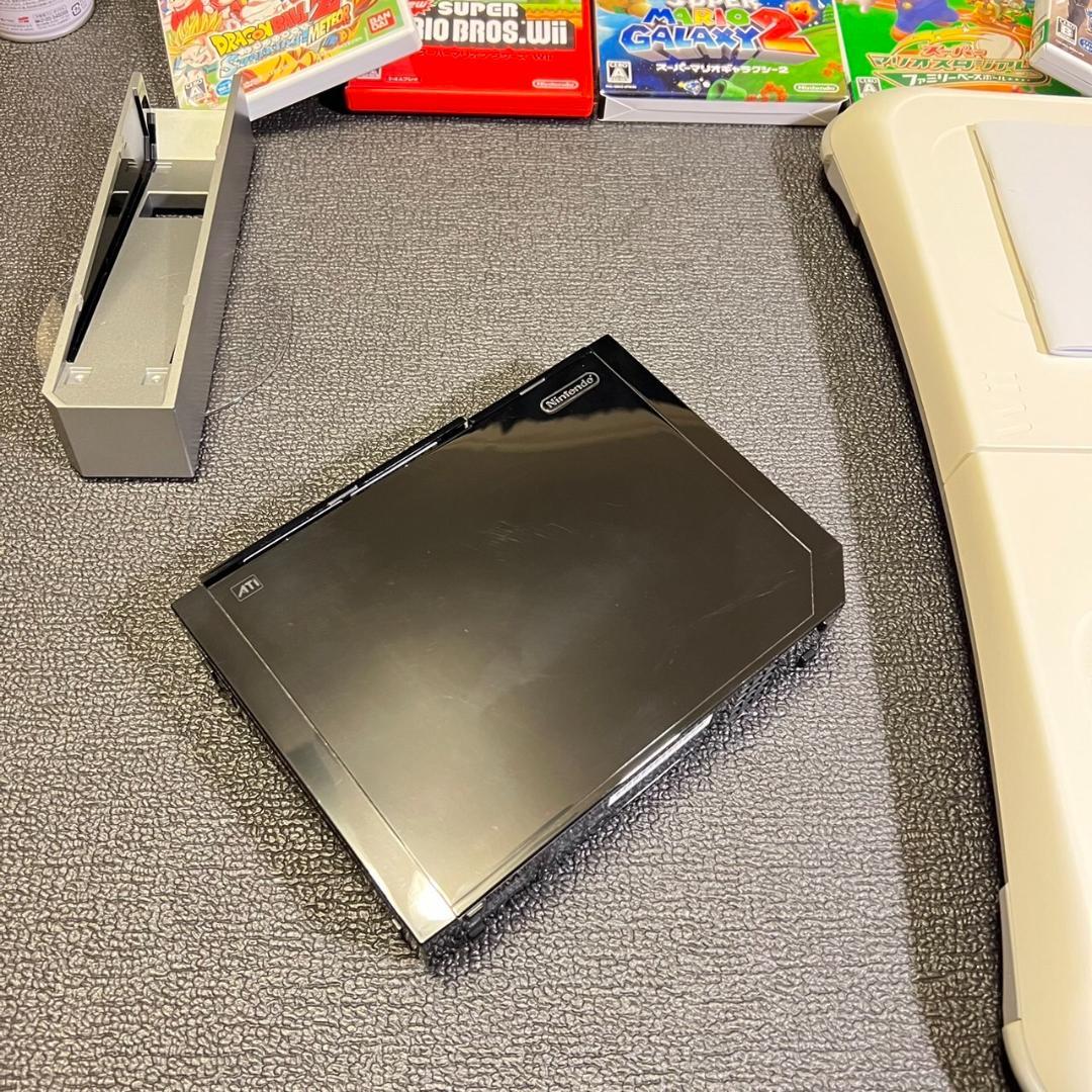 【H5】任天堂 Wii 本体 Wii Fit バランスボード ソフト10本セット