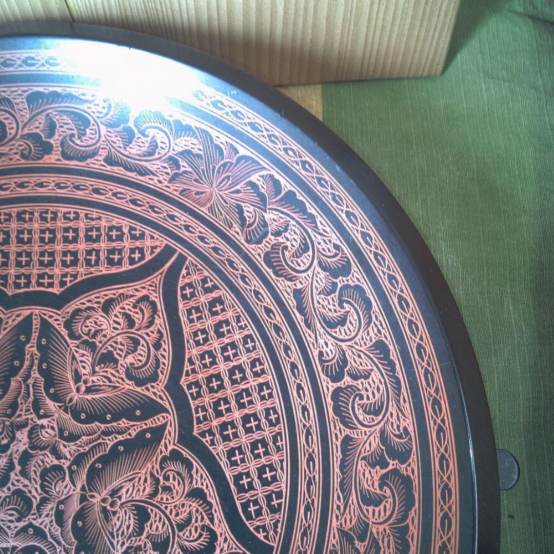 漆塗り 膳 伝統的なデザイン 小傷 すり傷 おおいです 雪斎？