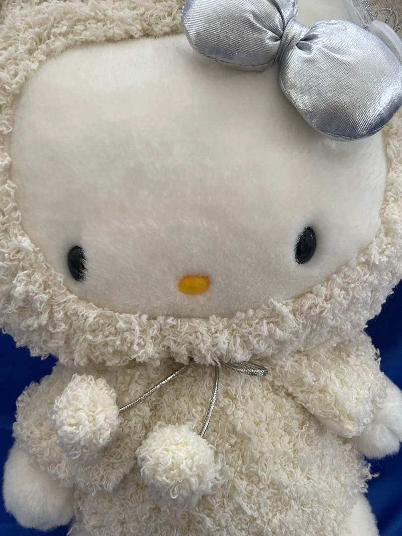 vivitix限定　ハローキティ　うさぎ　ぬいぐるみ