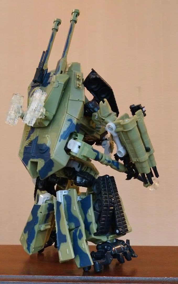 トランスフォーマー ブロウル