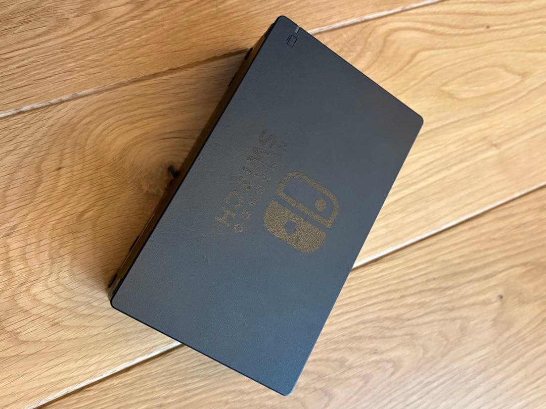 Nintendo Switch本体一式＋Joy-Con 1セット付