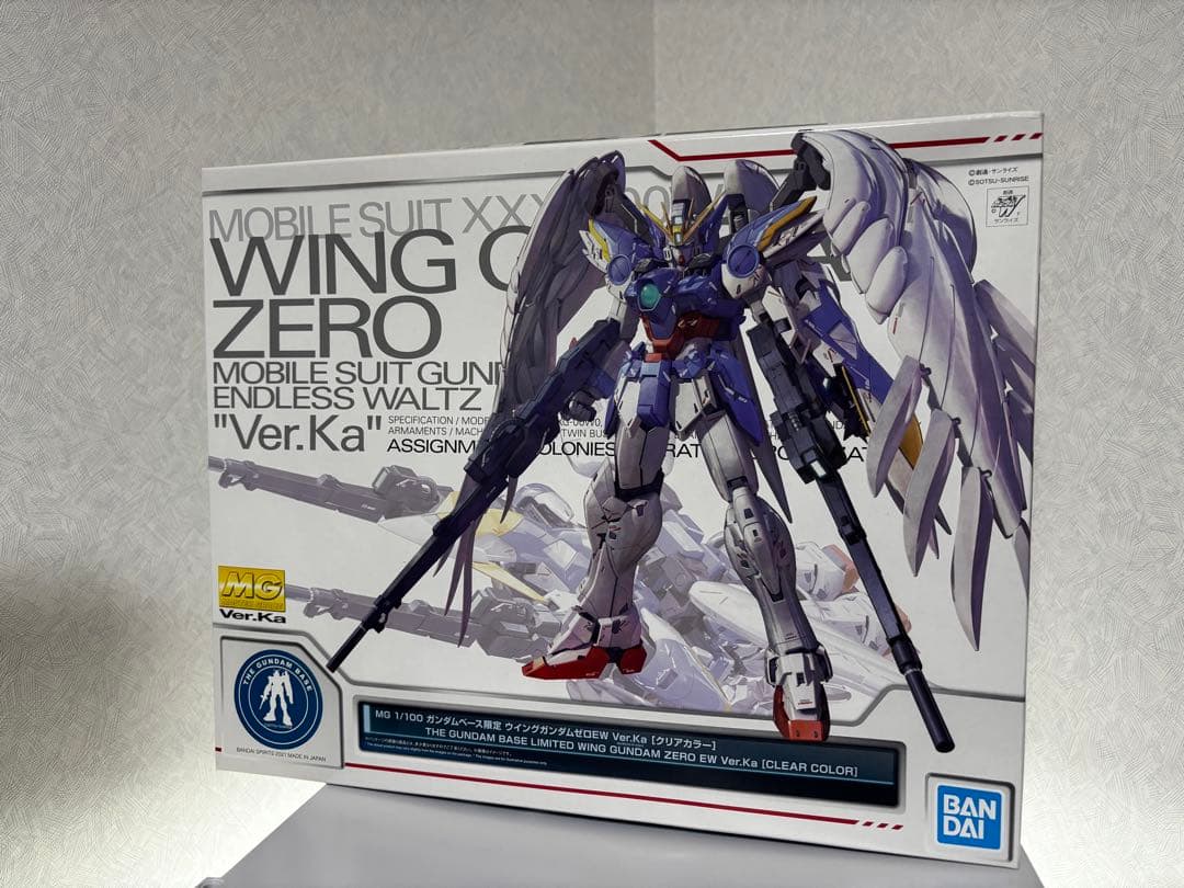 MG XXXG-00W0 ウイングガンダムゼロEW Ver.Ka(クリアカラー) MG 1/100 ガンダムベース限定 ウイングガンダムゼロEW Ver.Ka [クリア