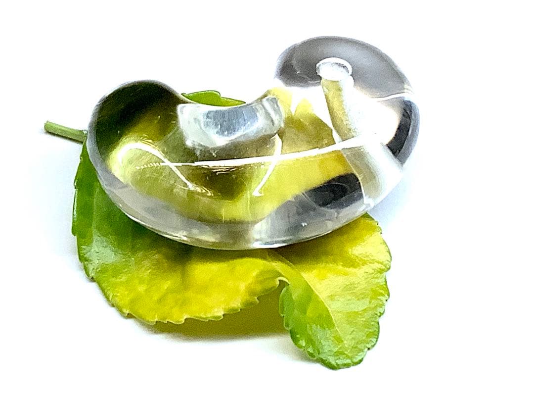 ✳貴重‼️ 国産水晶最高峰の黒平水晶大型勾玉 透明感良好