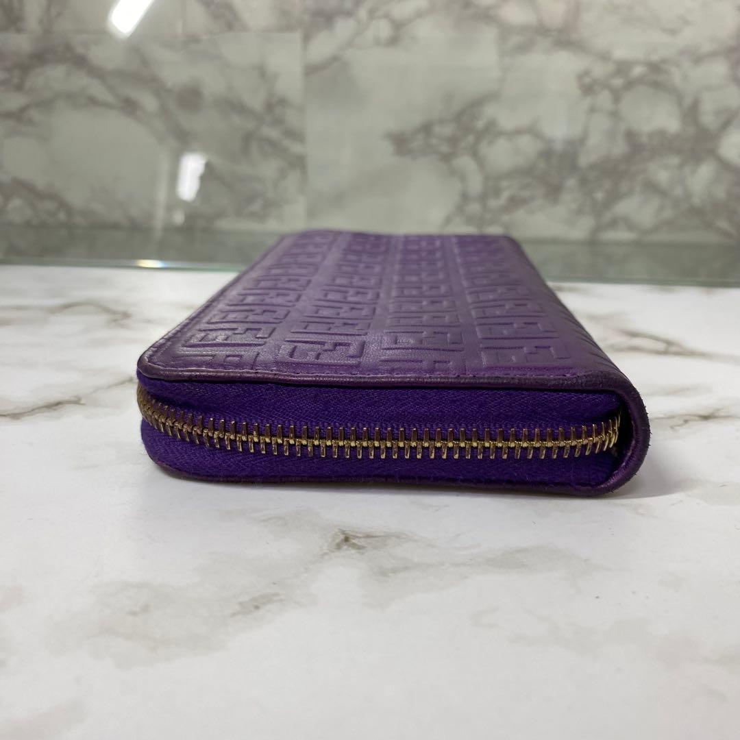 FENDI フェンディ 長財布 ラウンドファスナー ズッカ パープル 紫