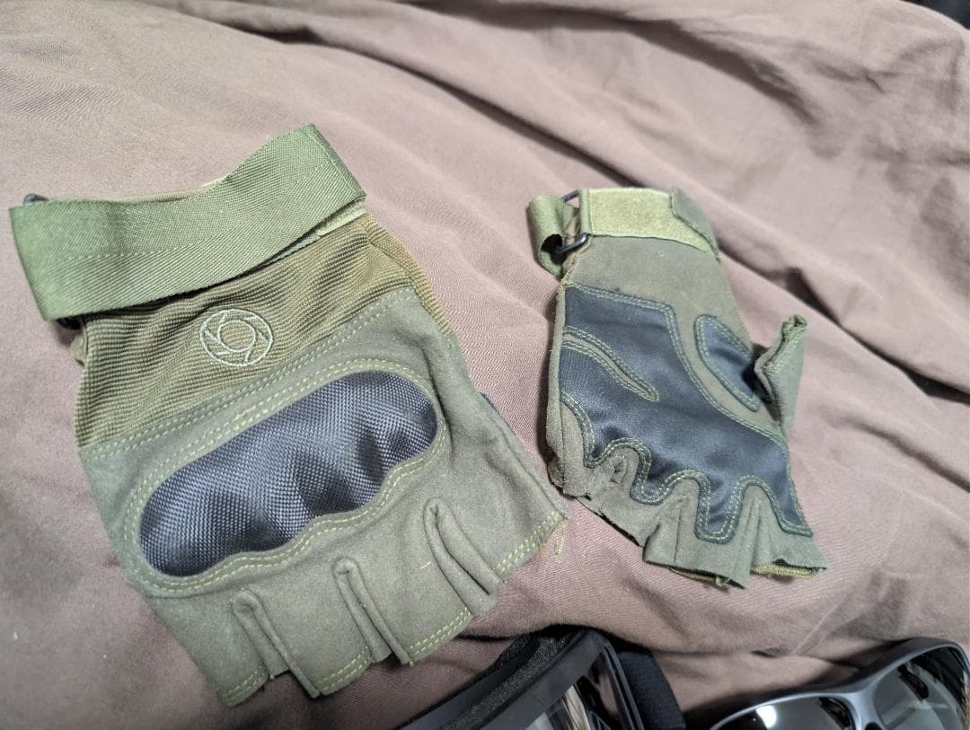 官品) 台湾陸軍実物戦闘個装セット(背嚢 ゴーグル プロテクター 中華