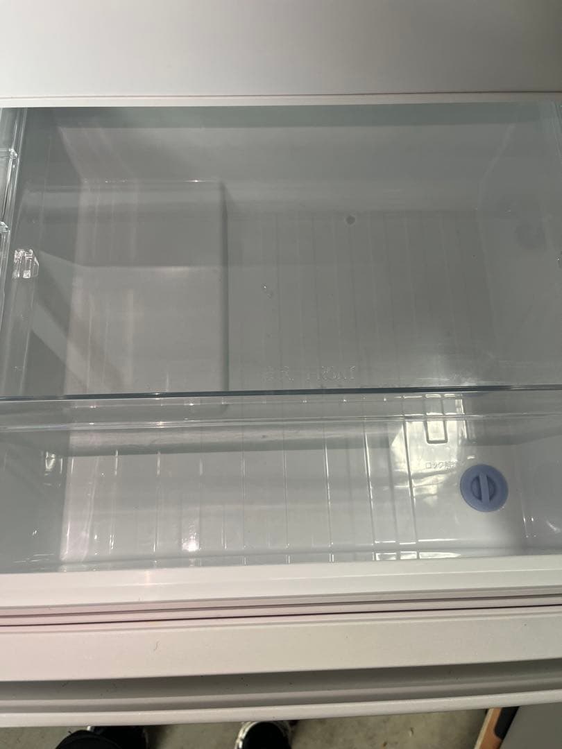 TOSHIBA 冷凍冷蔵庫 GR-V33SC (WU) 2024年製330L T