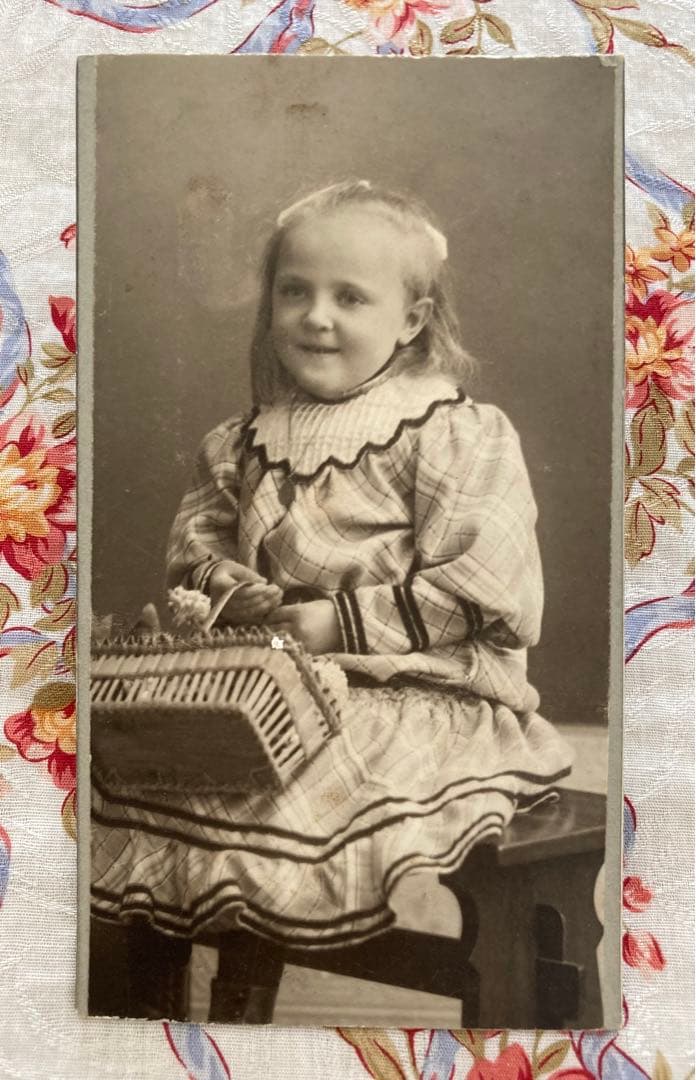 M005】カルト・ド・ヴィジット 女の子 3枚セット