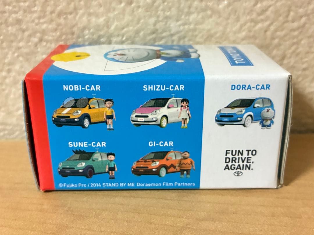 トヨタ　ドラえもん　ノア NOAH プルバックミニカー　パッソ　PASSO