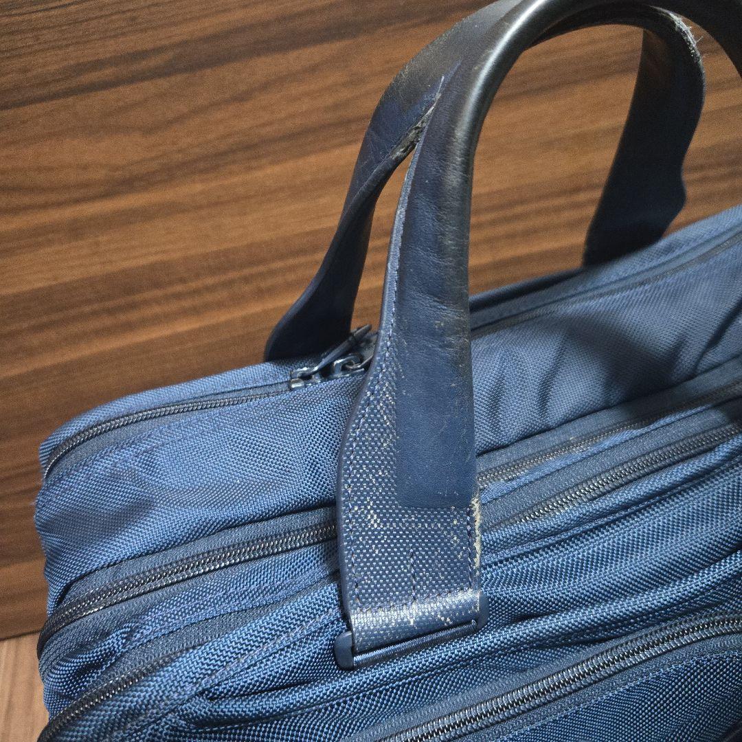 TUMI アルファ　エクスパンダブルブリーフ　ネイビー