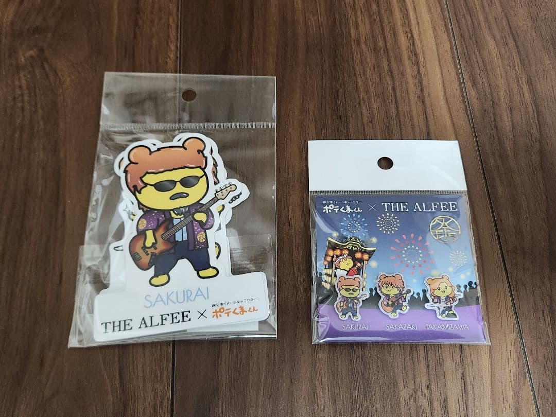 THE ALFEE×ポテくまくん コラボステッカー&ピンバッジ - メルカリ