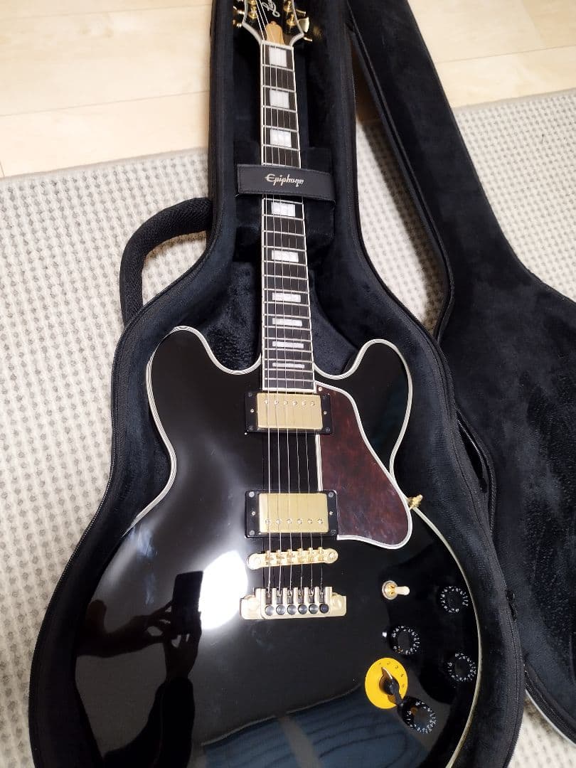 ギター Epiphone Lucille